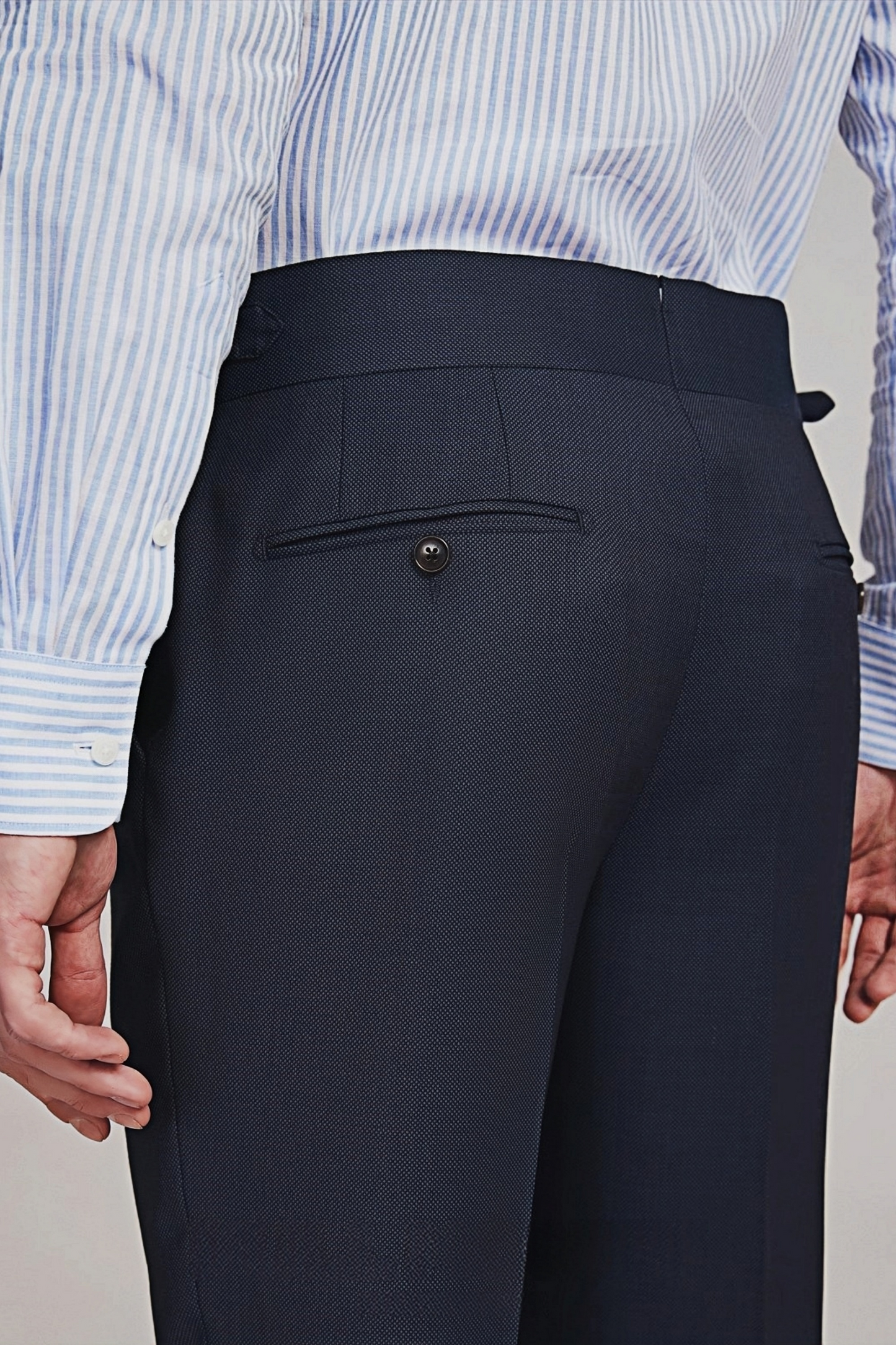 Finn navy-blue trousers