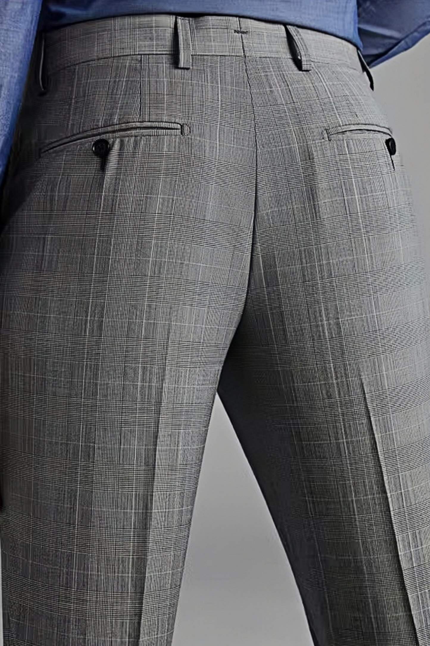 بنطلون بارنابي رمادي فاتح بنقشة غلين بلايد