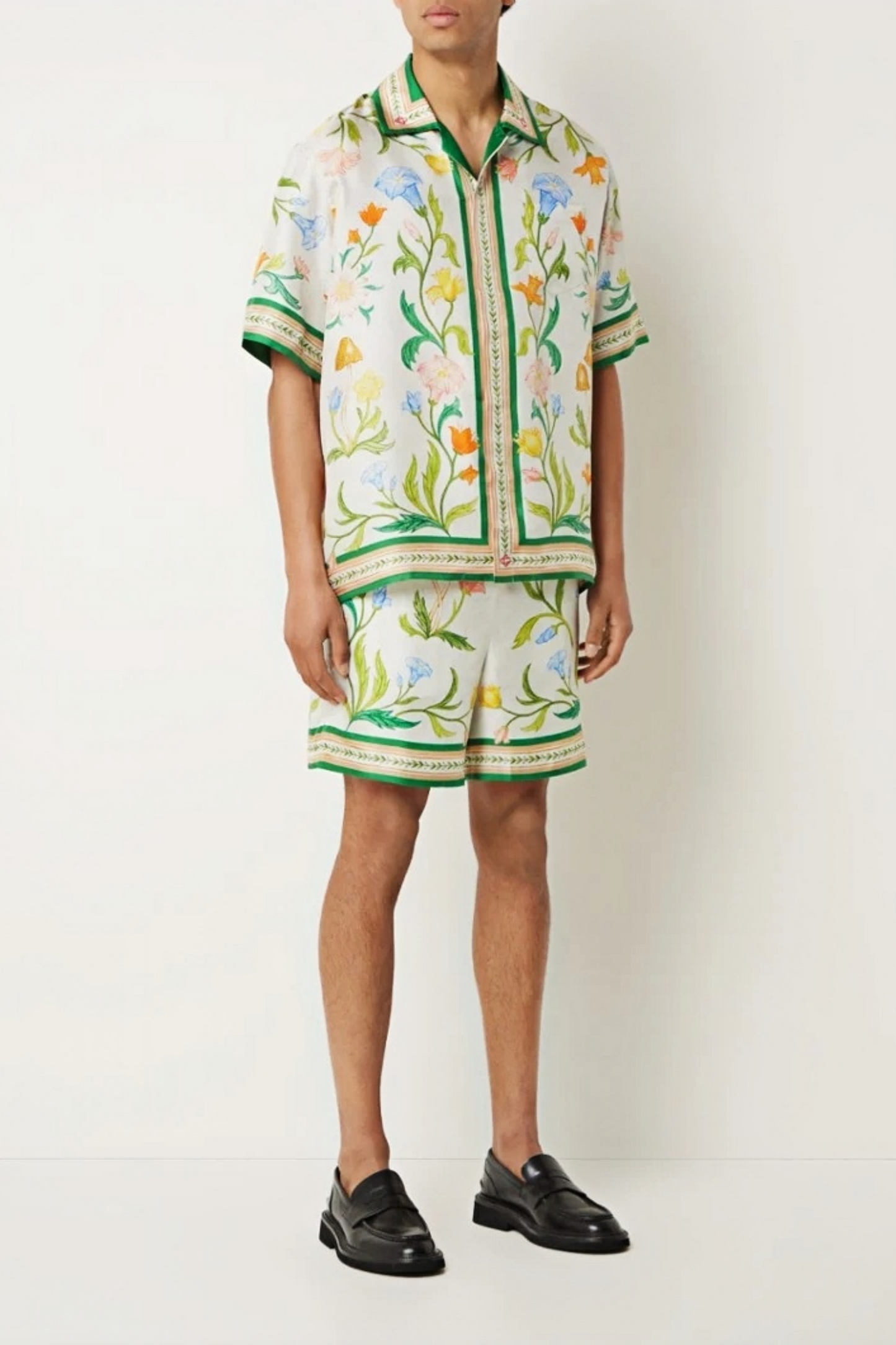 قميص قصير الأكمام بزخارف نباتية خضراء من Xavier