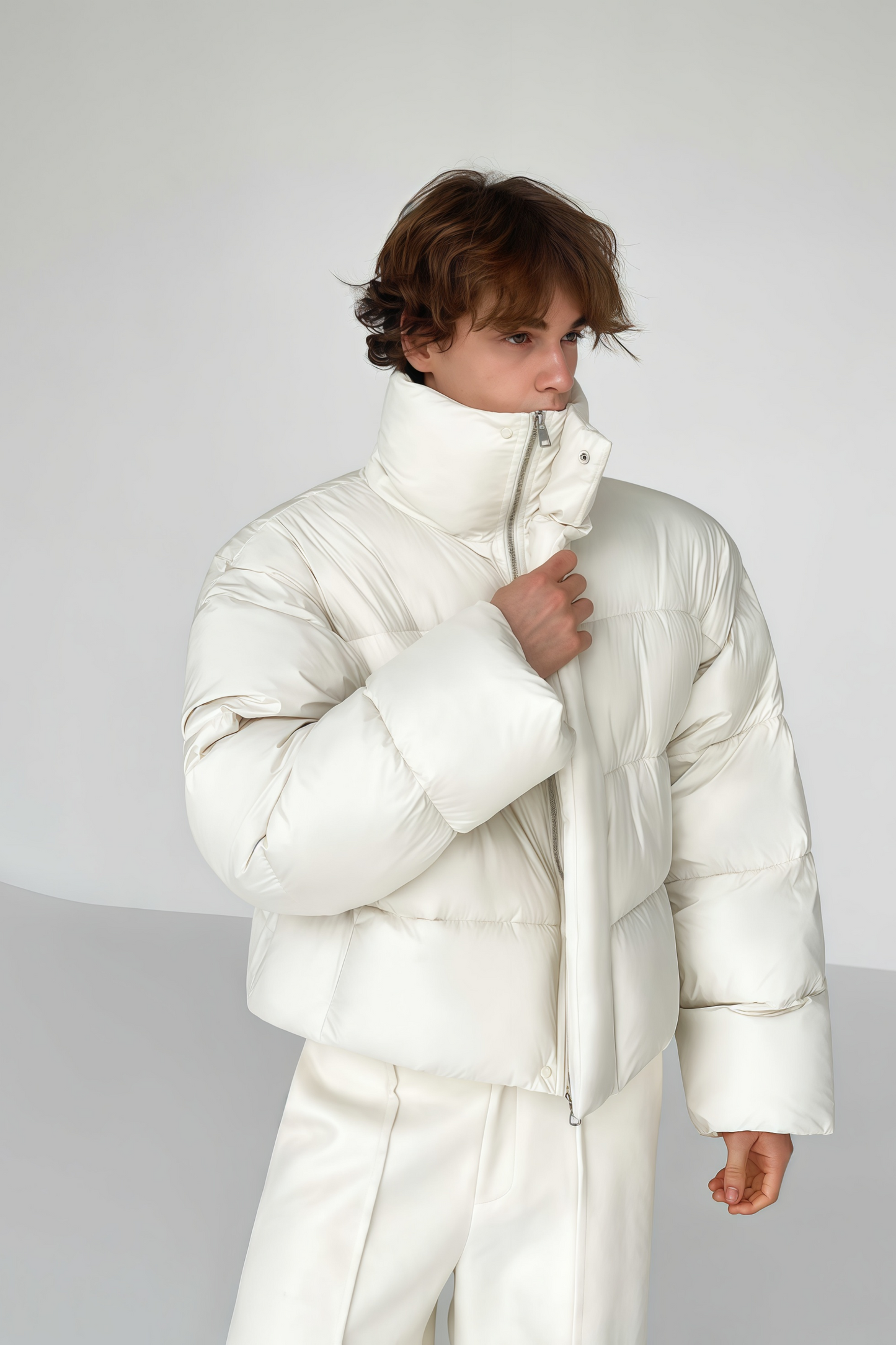 Samuel white high-neck standing-collar cropped jacket