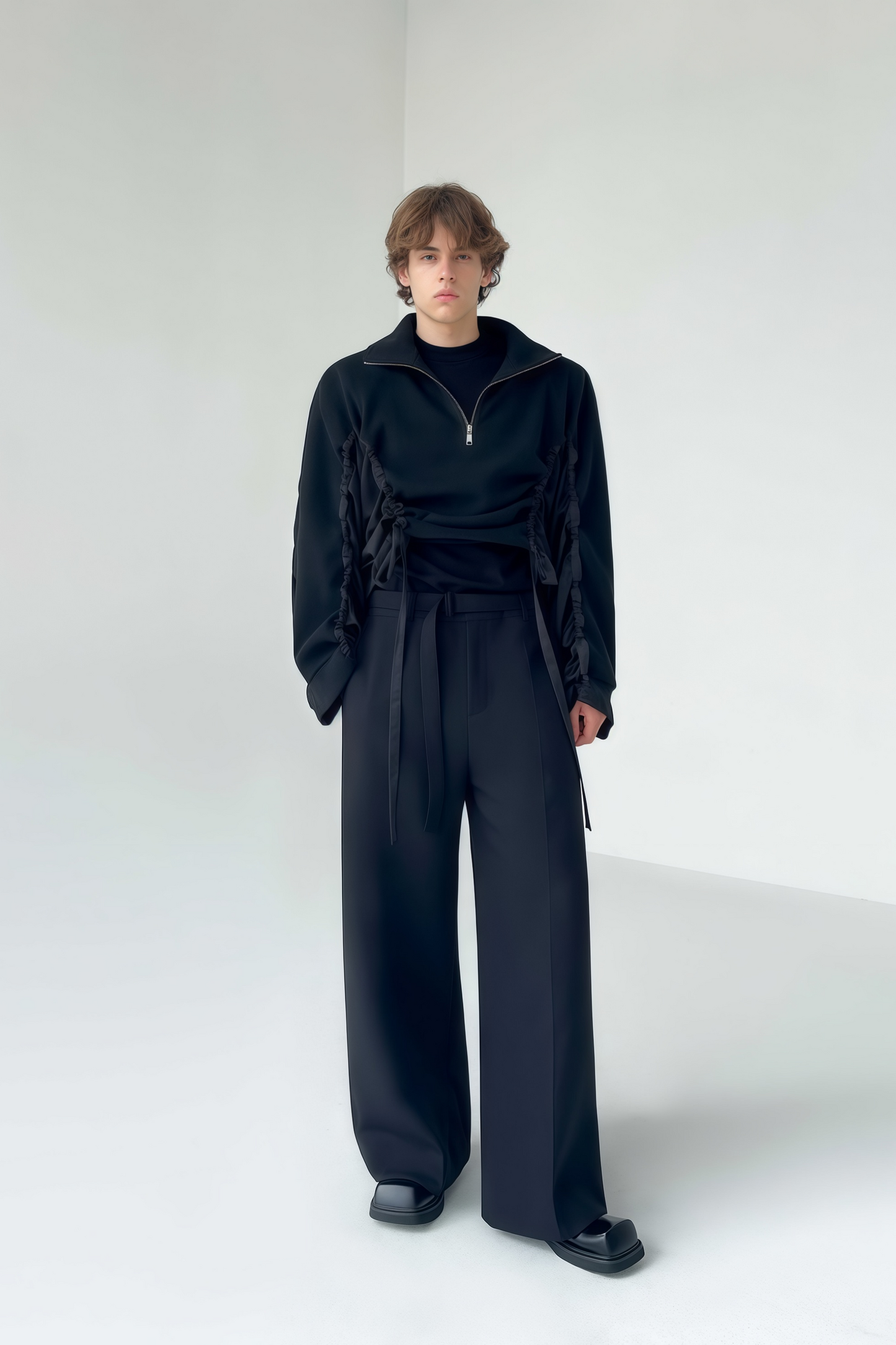 بنطلون آدم أسود واسع الساقين