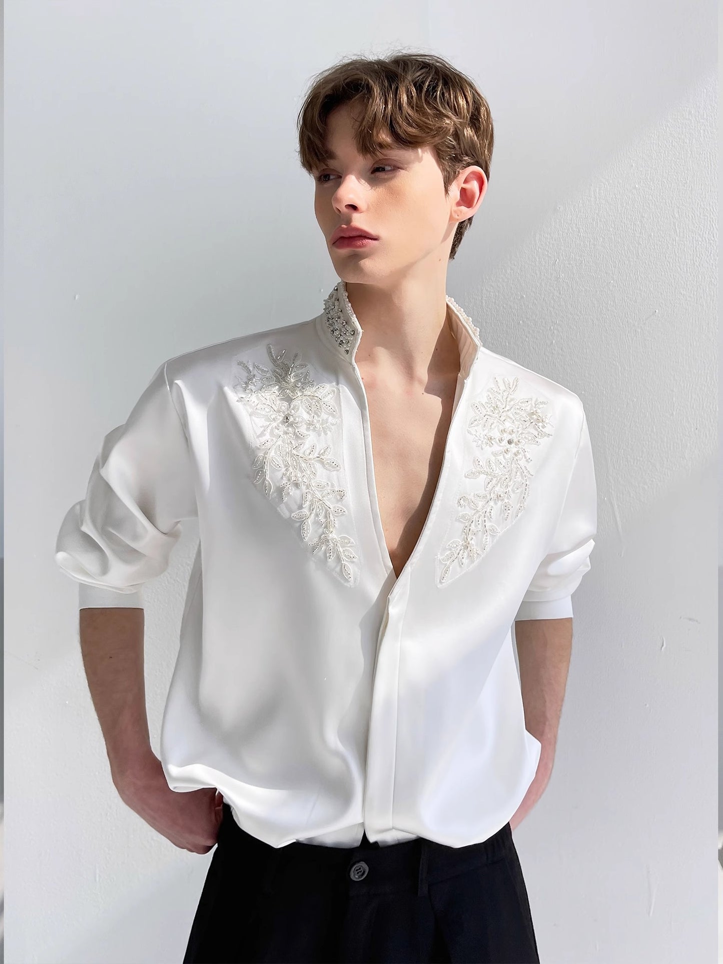 Lou white floral sequin-embellishment shirt