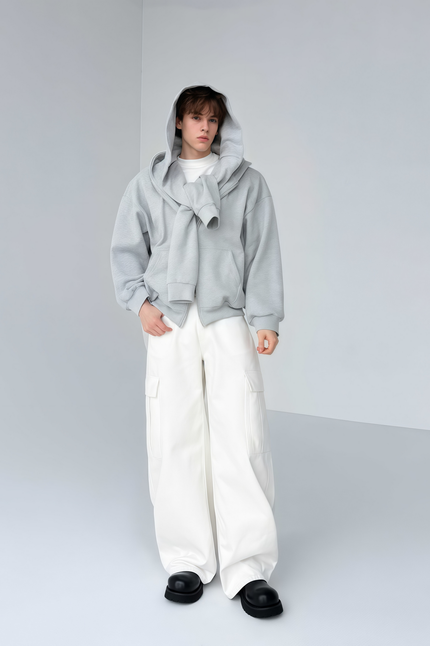 سترة بغطاء رأس من قطعتين باللون الرمادي من ماركة Bennett Gray