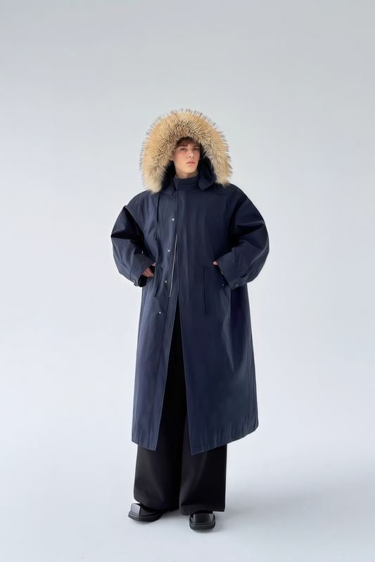 معطف طويل من Armand بزخارف من الفرو الصناعي باللون الأزرق