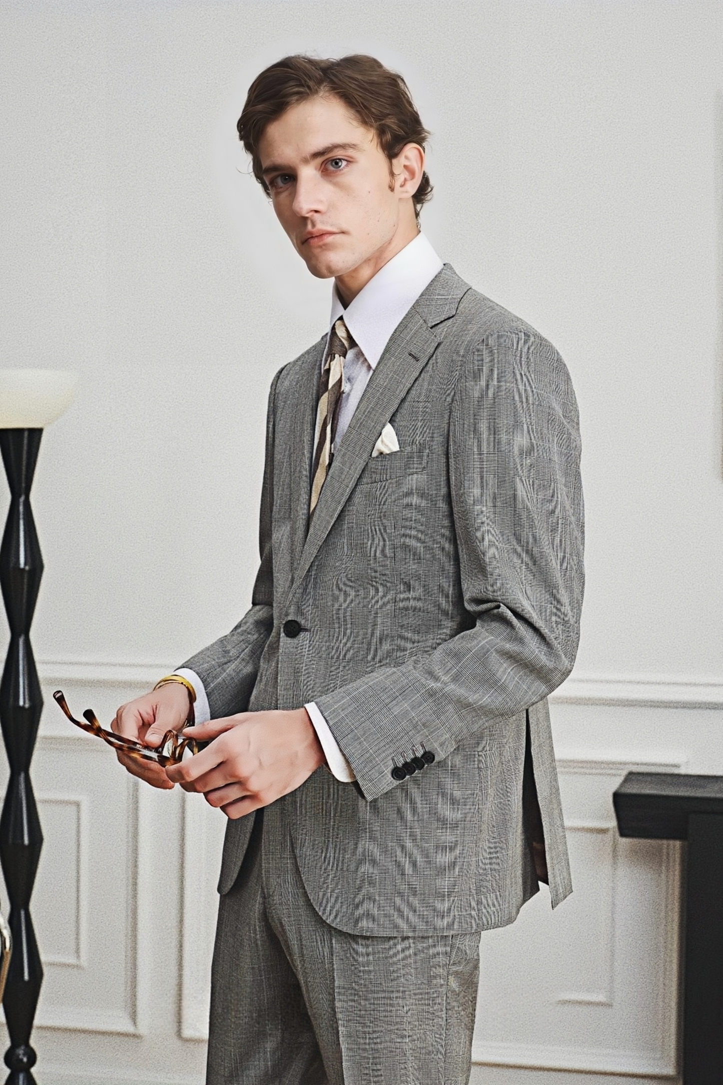 بدلة رمادية من Barnaby بنقشة غلين