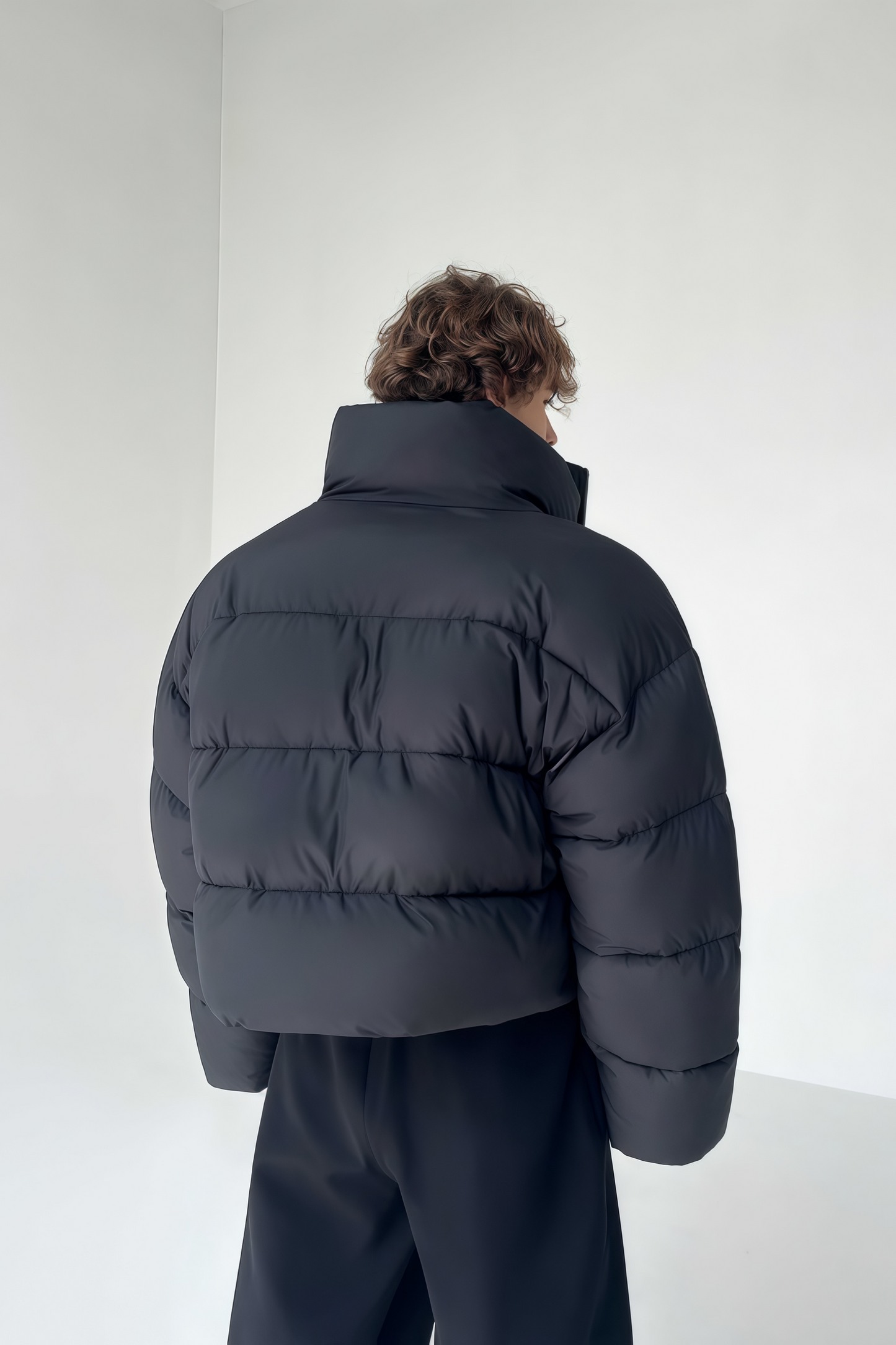 Samuel black high-neck standing-collar cropped jacket