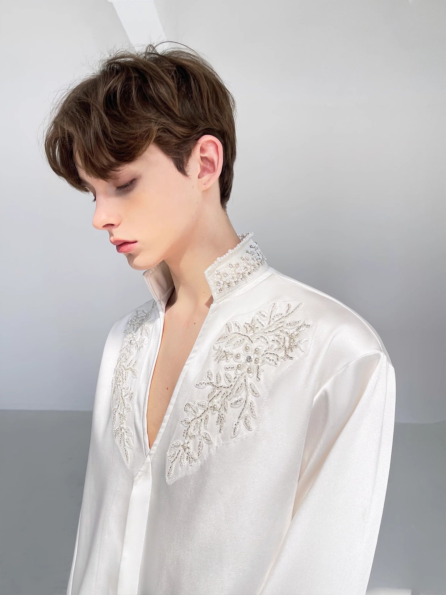 Lou white floral sequin-embellishment shirt