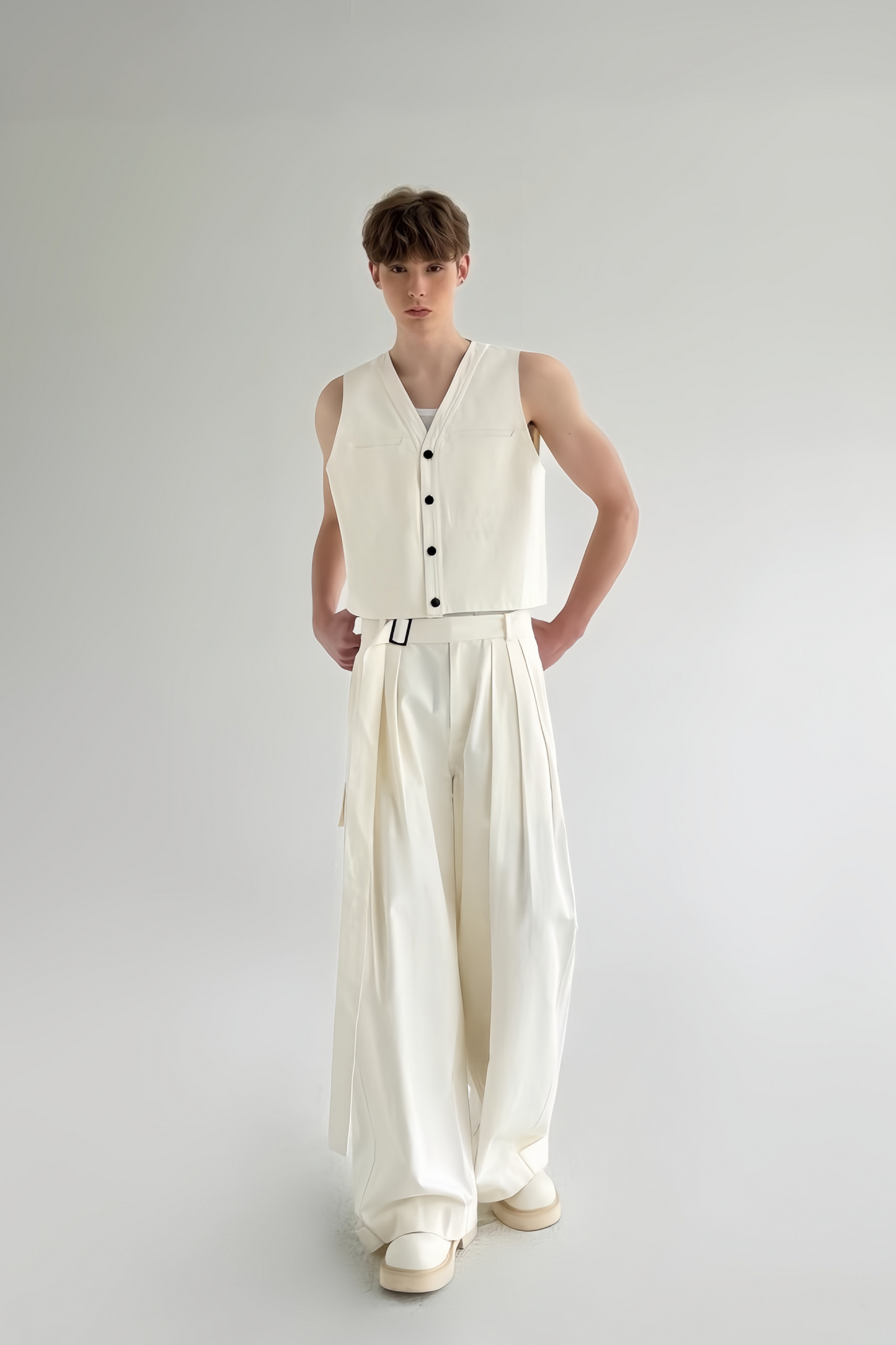 Robin White Vest & Trousers Suit