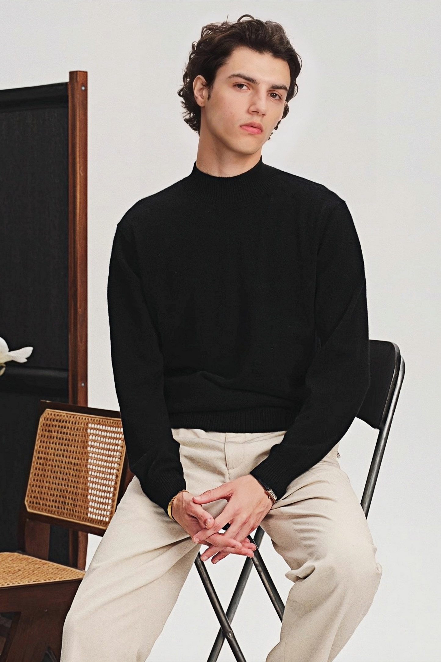 Elliot black mock-neck cashmere sweater