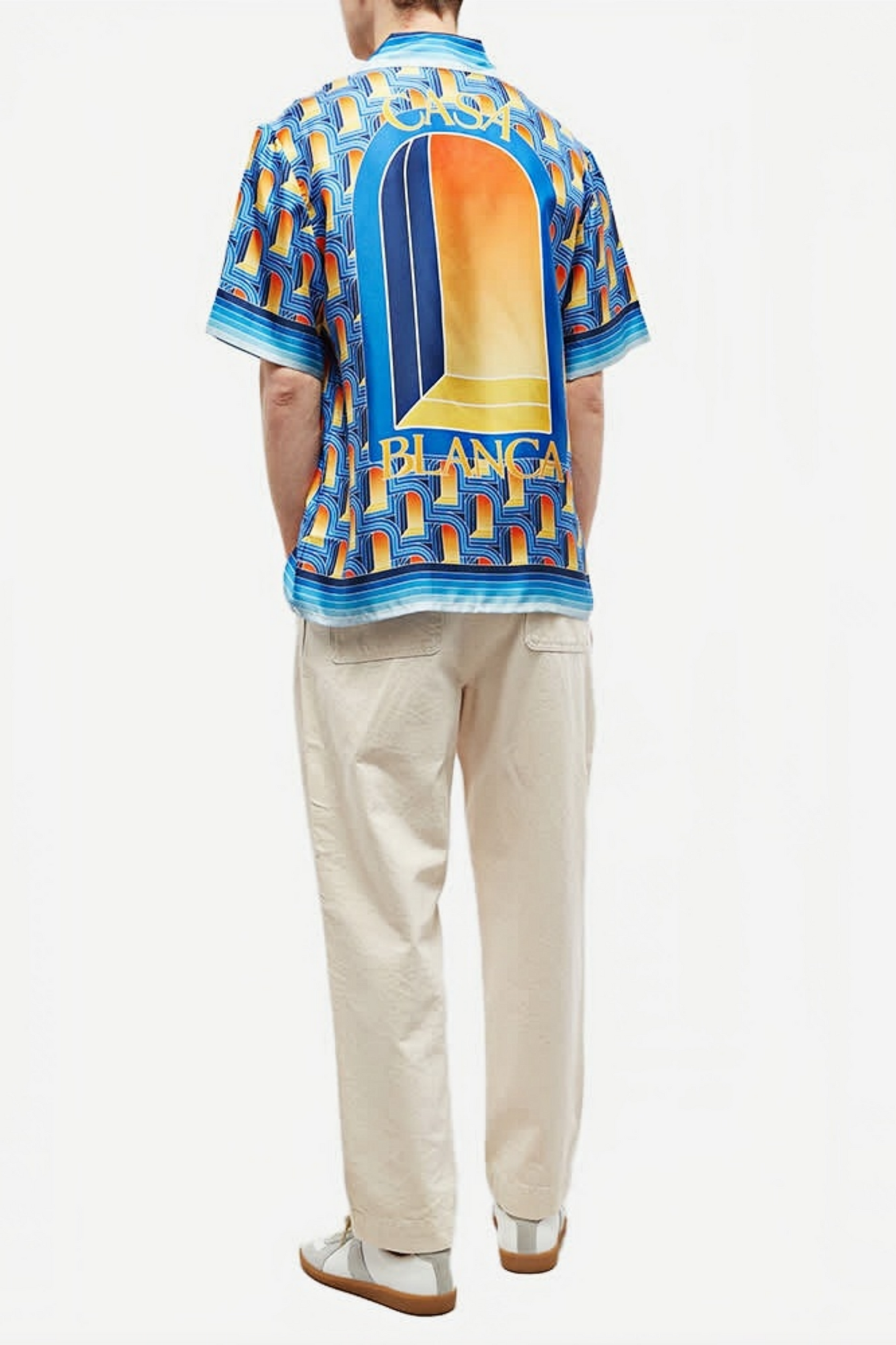 قميص قصير الأكمام بنقشة هندسية زرقاء من Basile