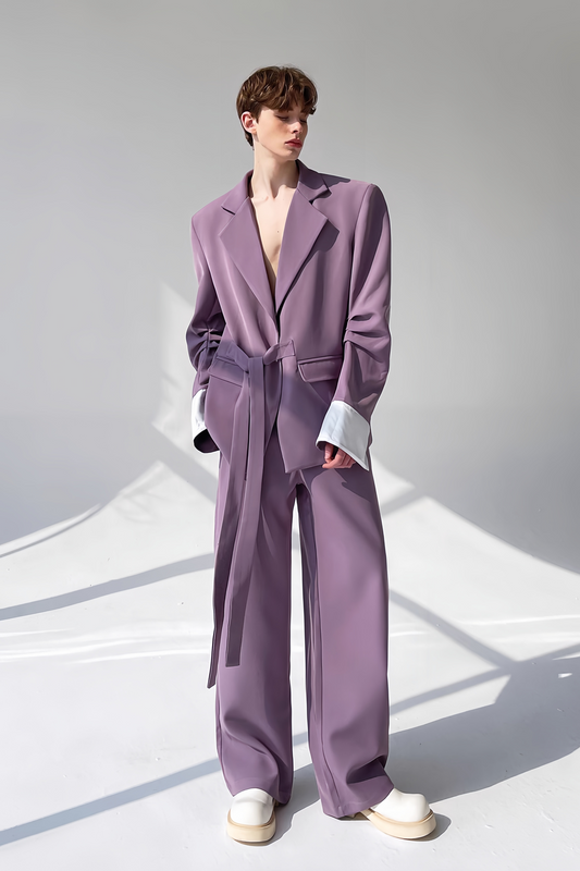 بدلة أرون أرجوانية برباط عنق