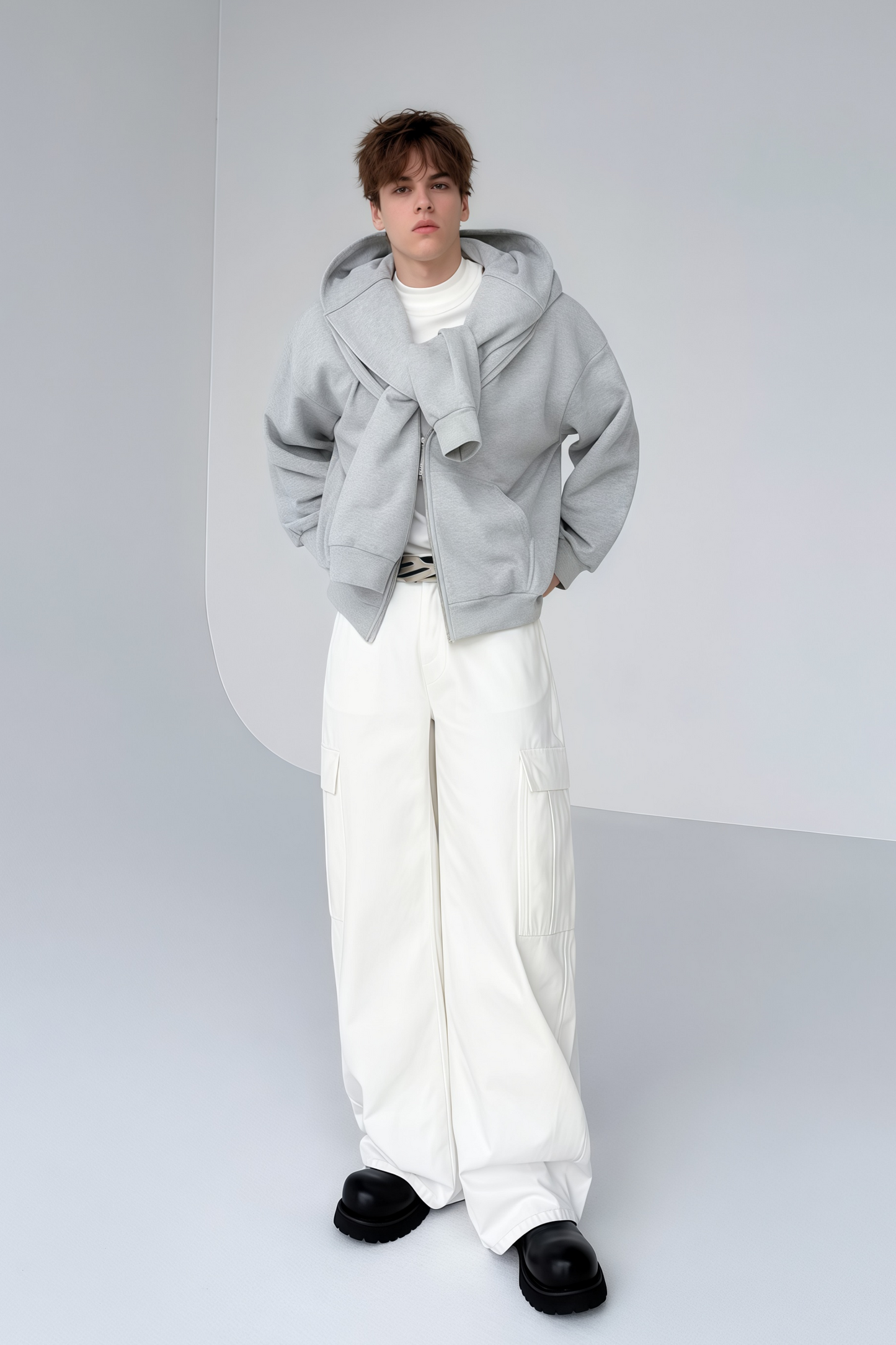 سترة بغطاء رأس من قطعتين باللون الرمادي من ماركة Bennett Gray