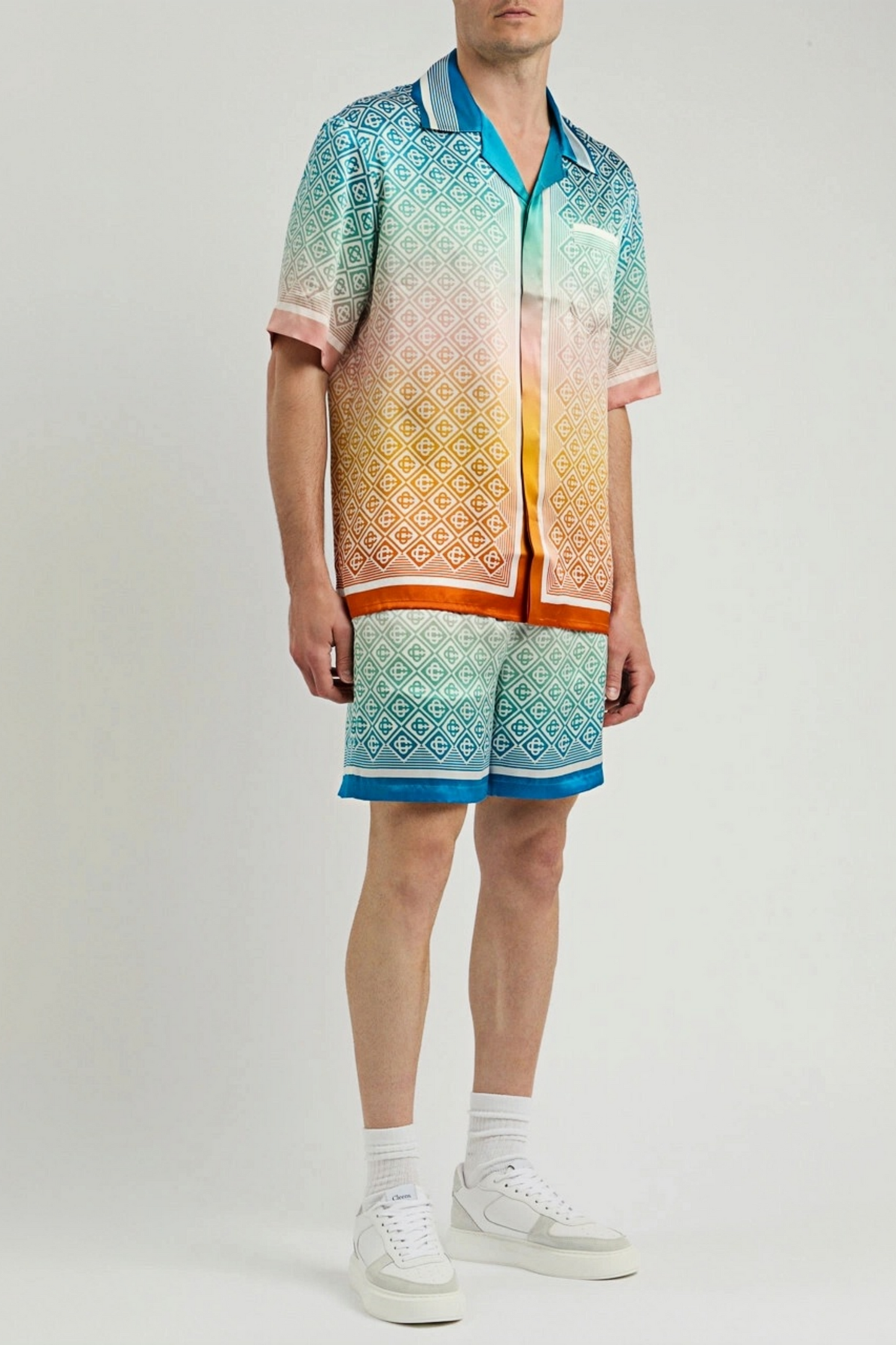 Steve blue patterned short-sleeve shirt