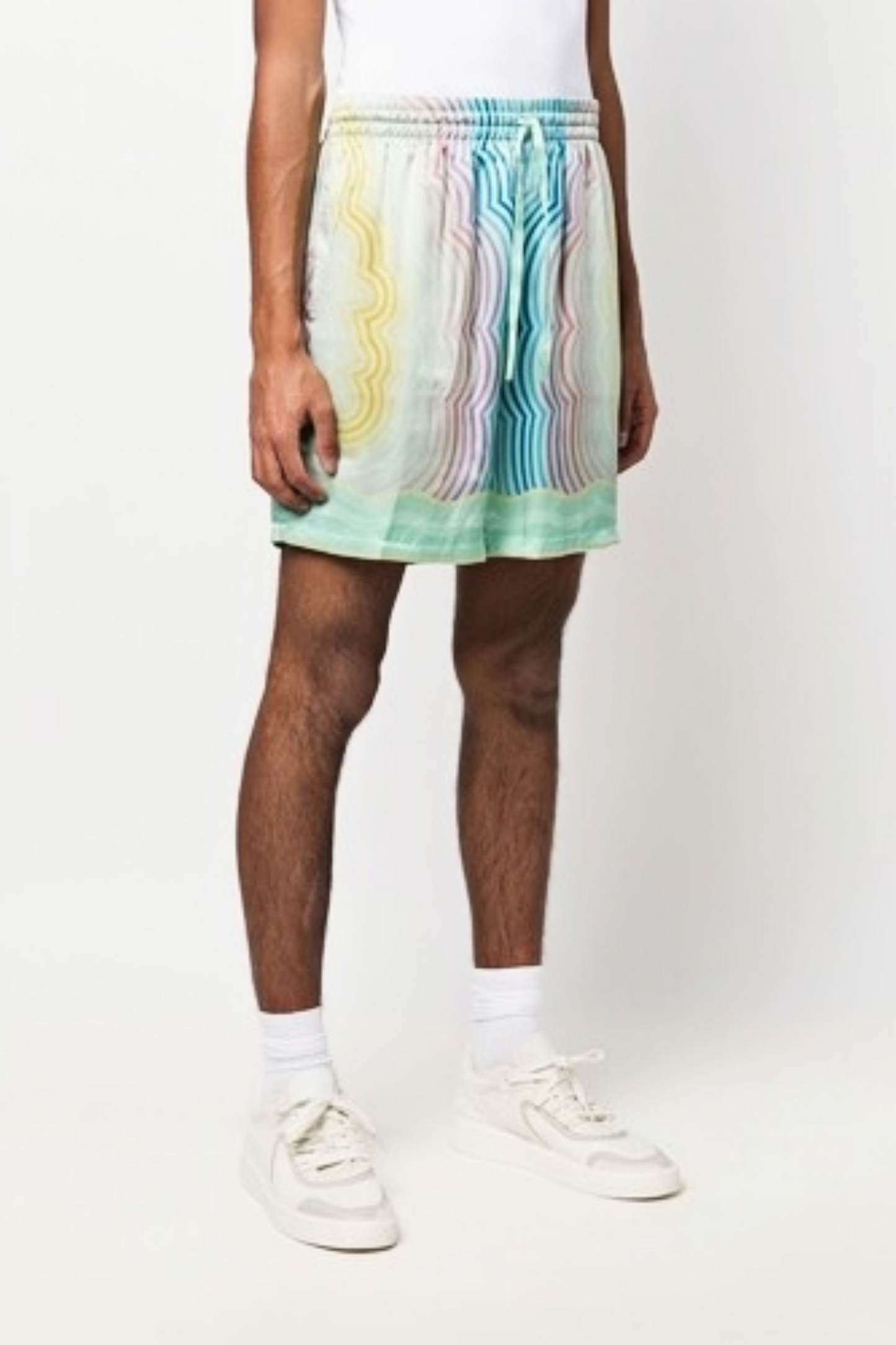 Luc blue pastel wavy short