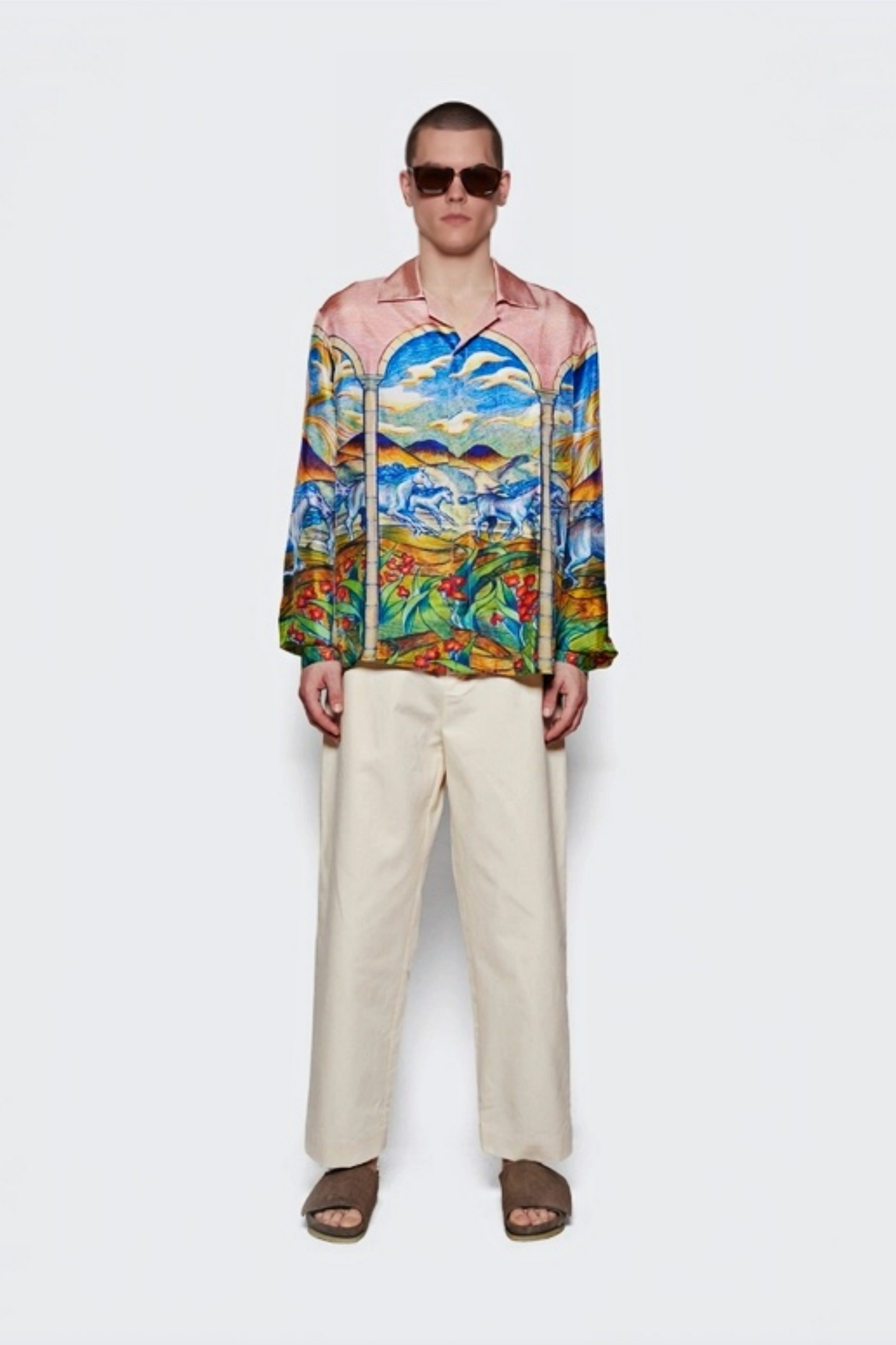 قميص طويل الأكمام من Zac pink بطبعة أسطورية