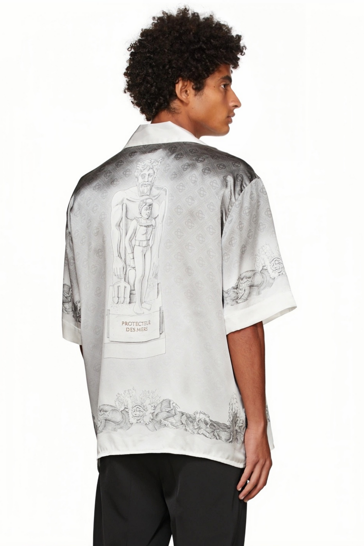 Quincy white graphic print short-sleeve shirt